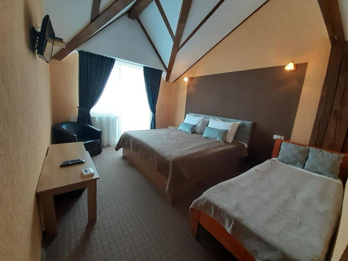 Pensiunea Tabacaru Peştera Extérieur photo